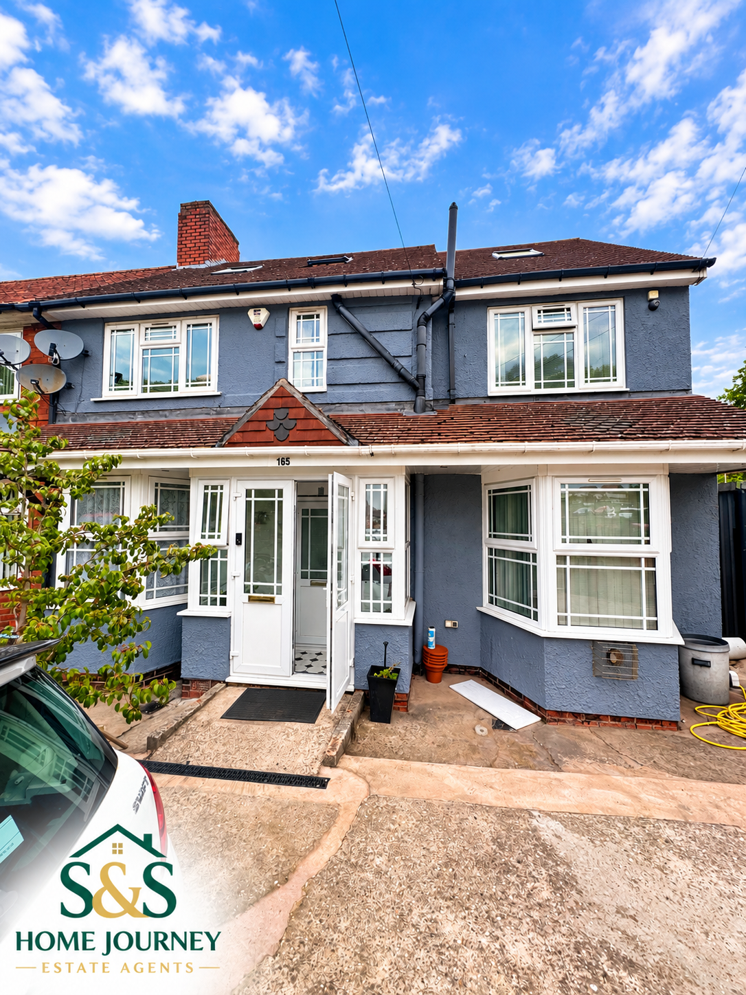 Front bay windows and entrance at Tynedale Road, Tyseley